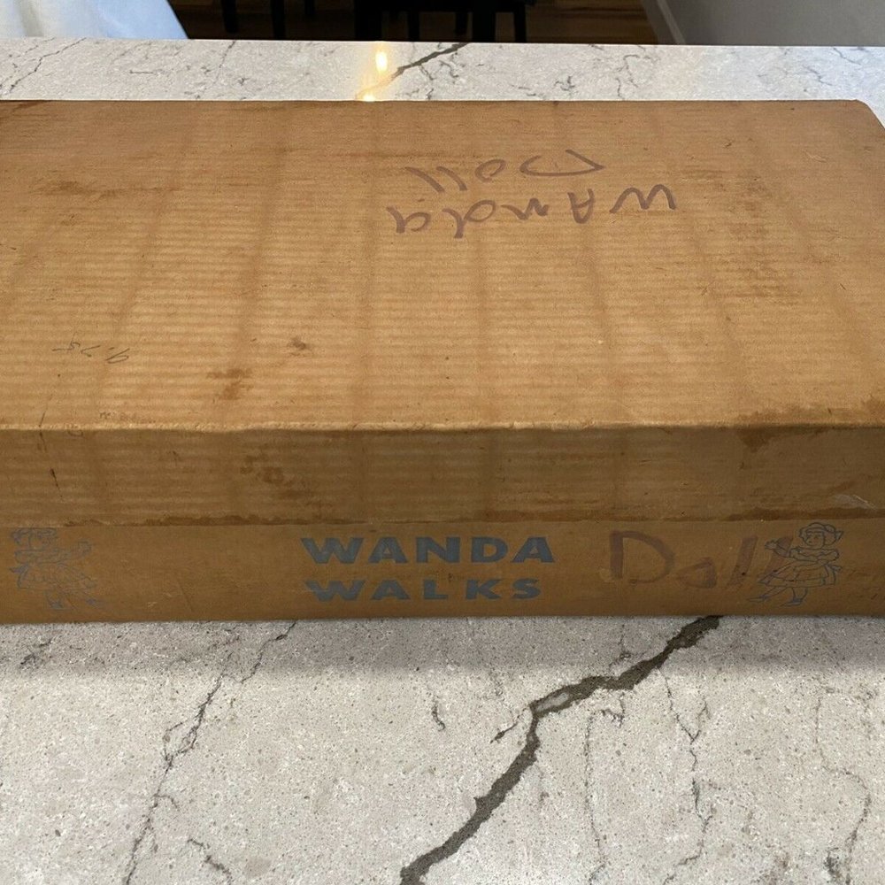 Wanda the Walking Doll - 1950's - Pristine condition in Original box - Picture 11 of 12